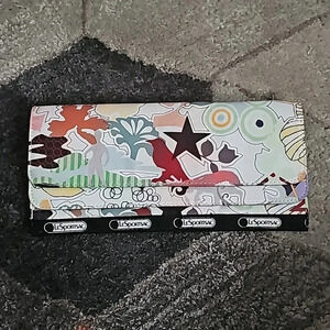 Lesportsac muticompartment Wallet NWOT